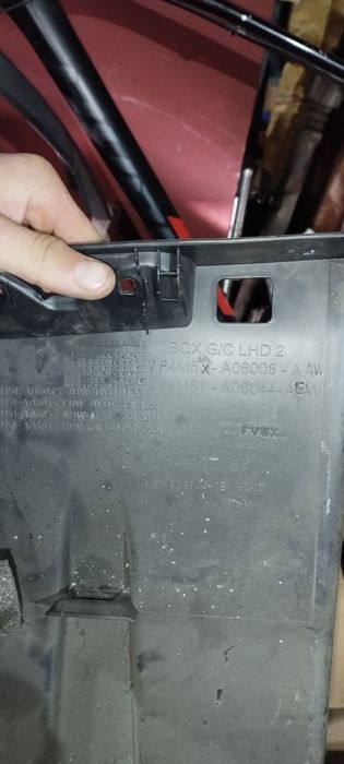 Бардачок для ford focus 2 (2008)