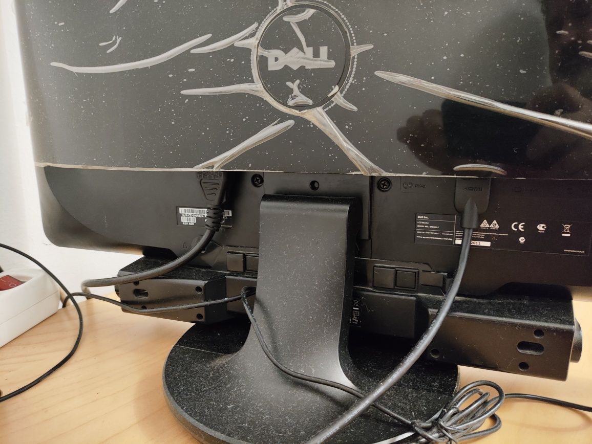 Monitor Dell + Soundbar Dell – Como Novo! – 110€
