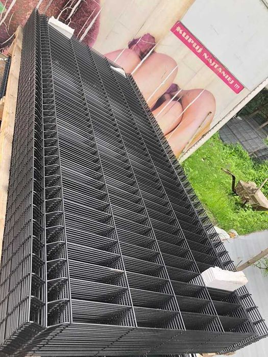 Panel Ogrodzeniowy 153 / 250 / 4mm w 4 kolorach Oczko: 5x20 PROMOCJA