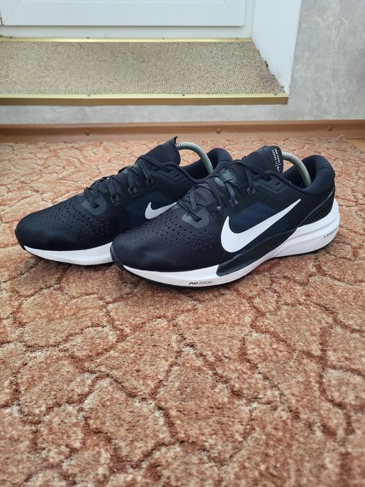 Оригинальные мужские кроссовки Nike Air Zoom Vomero 15