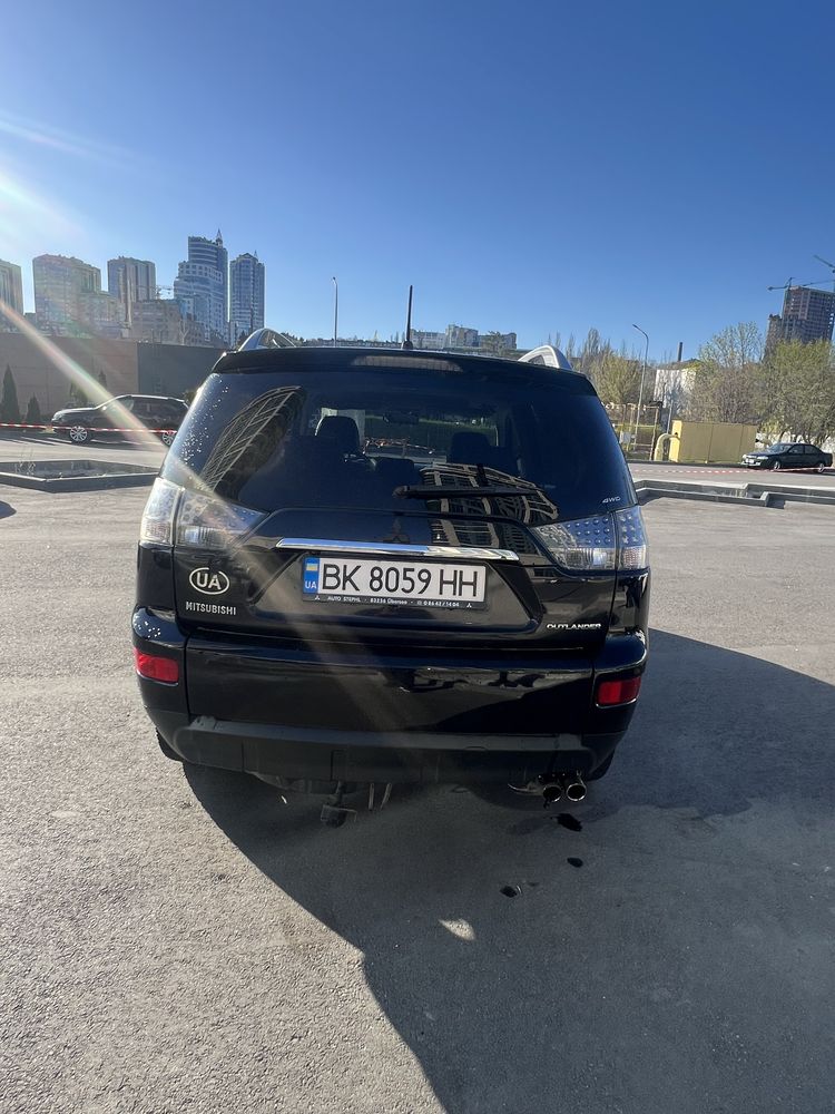 Mitsubishi Outlander XL 2.2 дизель