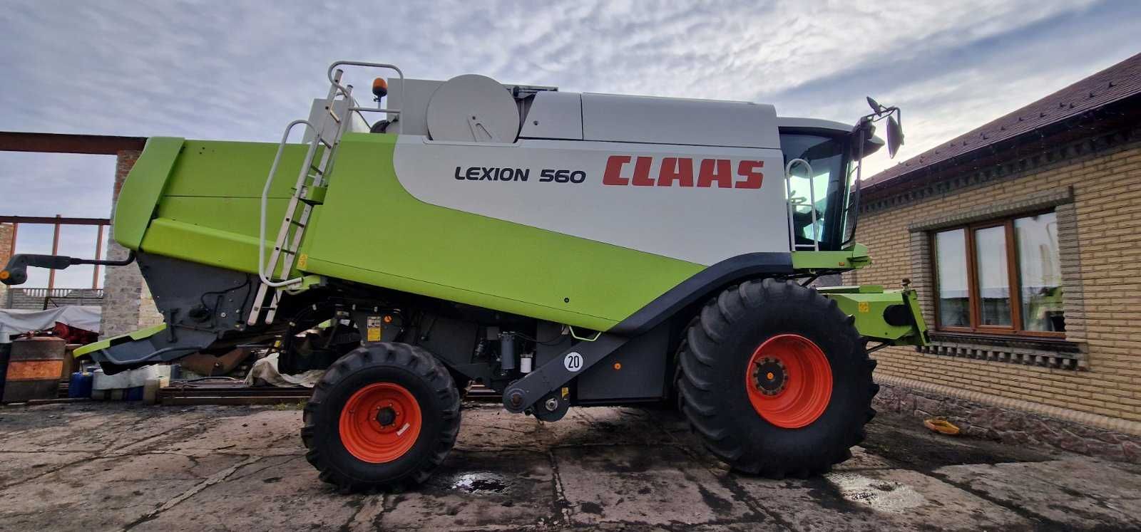 Claas Lexion 560