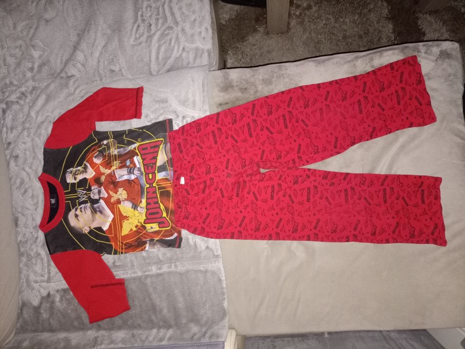 Piżamka chłopięca 116/122