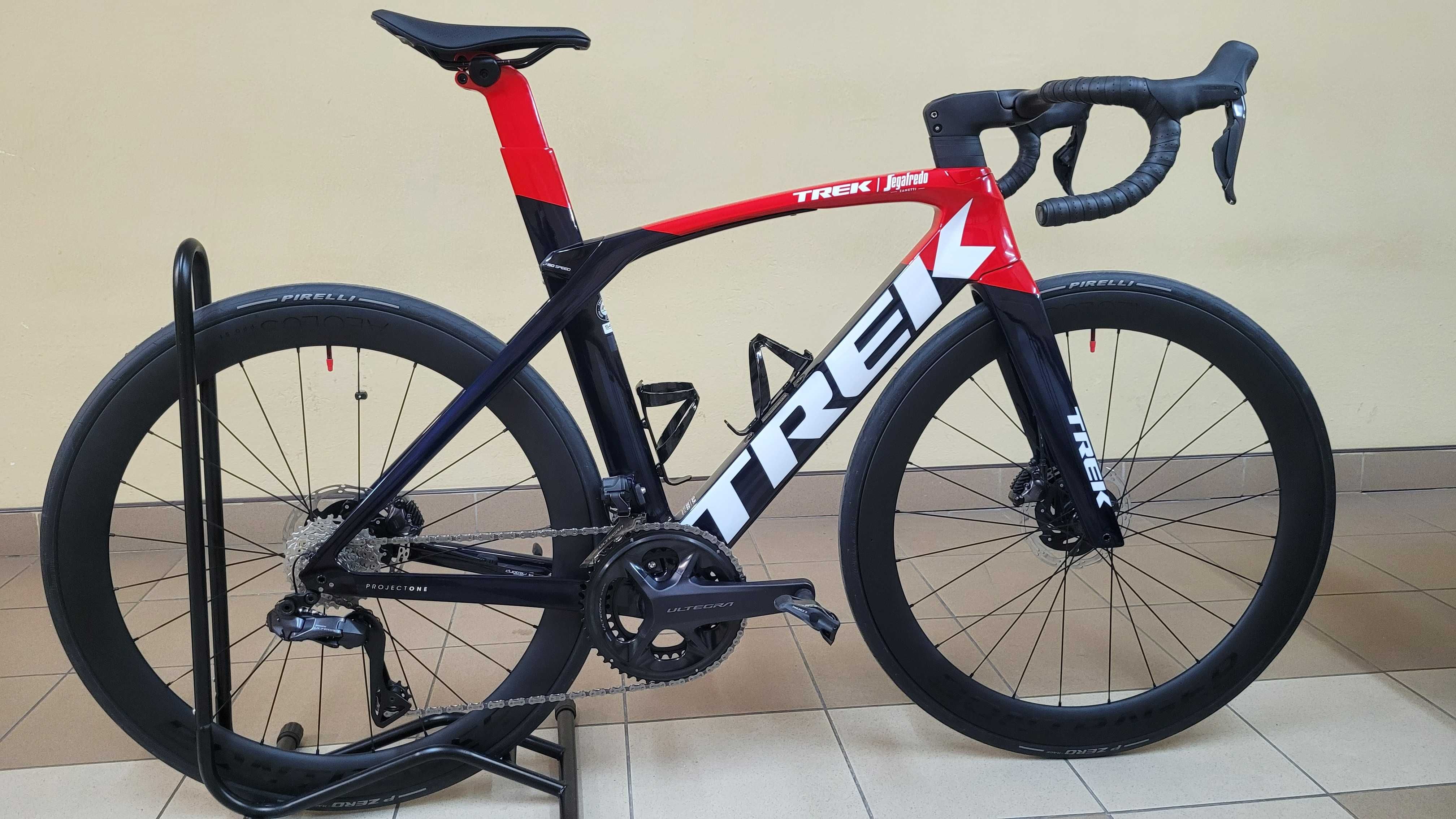 Trek Madone SLR 7 Gen. 6. Ultegra Di2 54