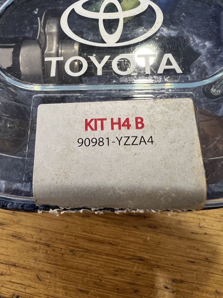 Kit lâmpadas Toyota H4 B - Novo