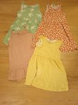 Sukienki letnie H&M 122/128 cztery sztuki