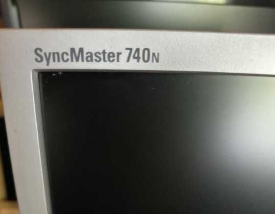 Monitor LCD SAMSUNG SyncMaster 740N jak nowy!