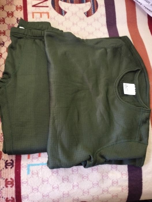 Натільное білазна зимова