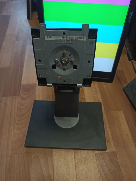 Продам широкоформатный монитор