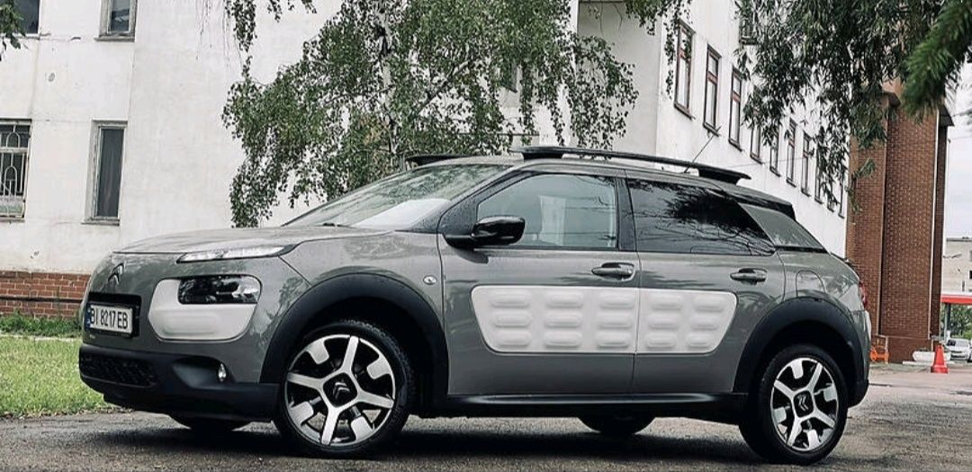 Citroen Cactus, 1,2 турбіна, бензин,110л.с.