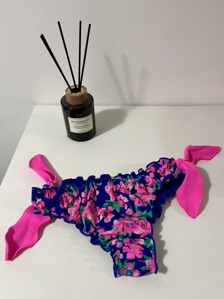 Dół stroj kąpielowy Calzedonia kąpielówki bikini niebieskie różowe