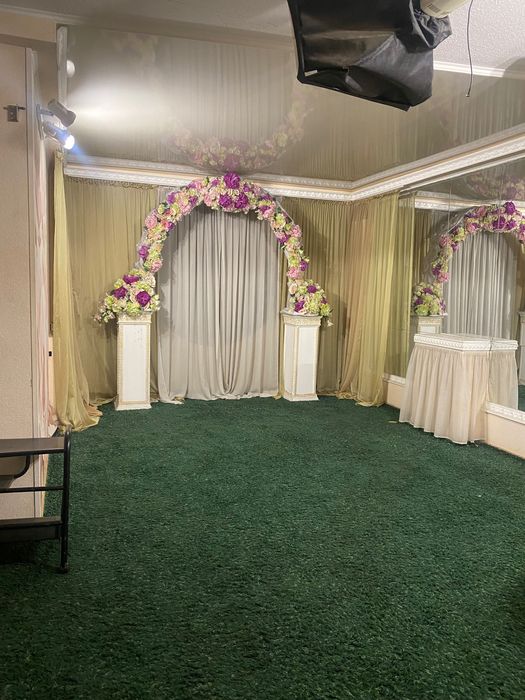 Продаж весільної арки з декором