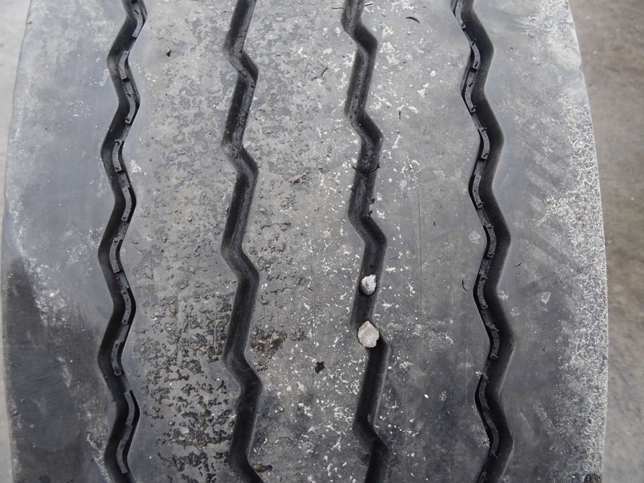 Opona 385/65R22.5 Pirelli Itineris T (650 netto)