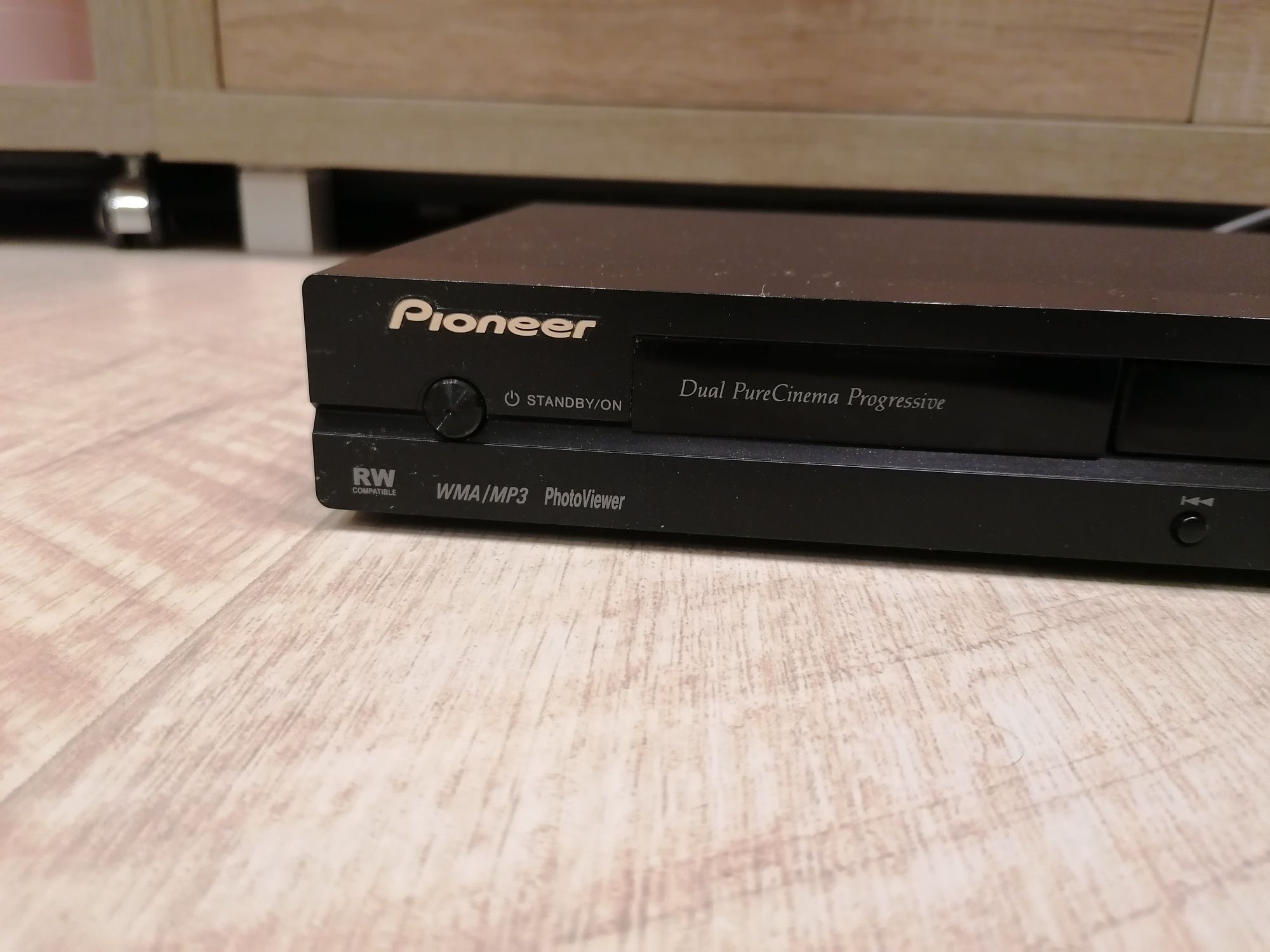 DVD-проигрыватель Pioneer DV-393