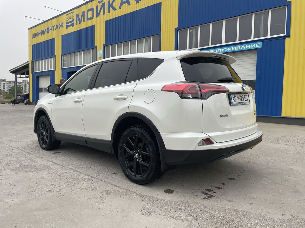 Toyota RAV4 Hybrid