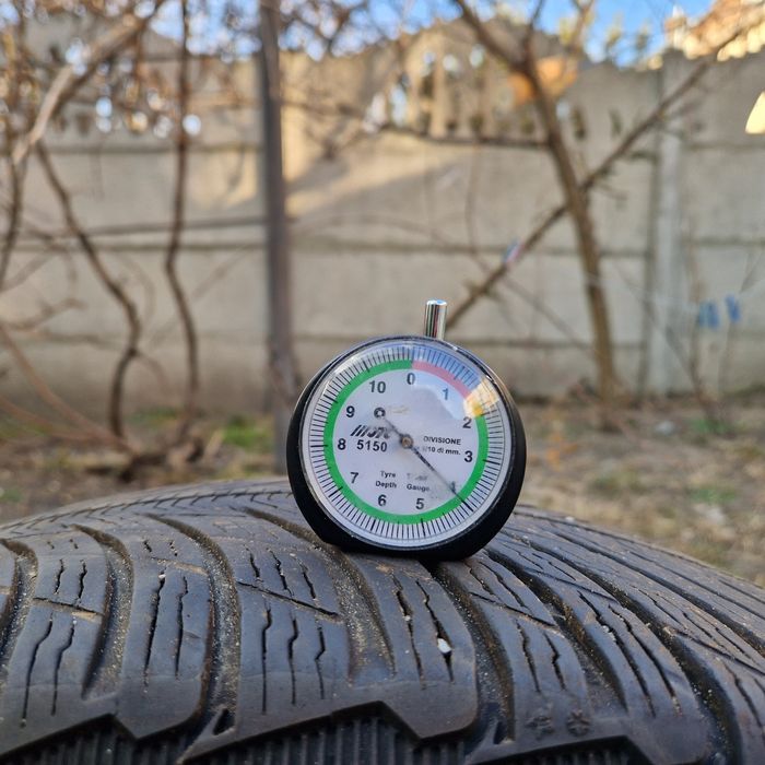 Колеса автомобіля 235/60/R18.