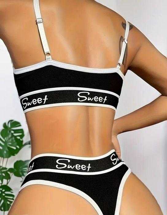 Набір бюстгальтера та трисиків