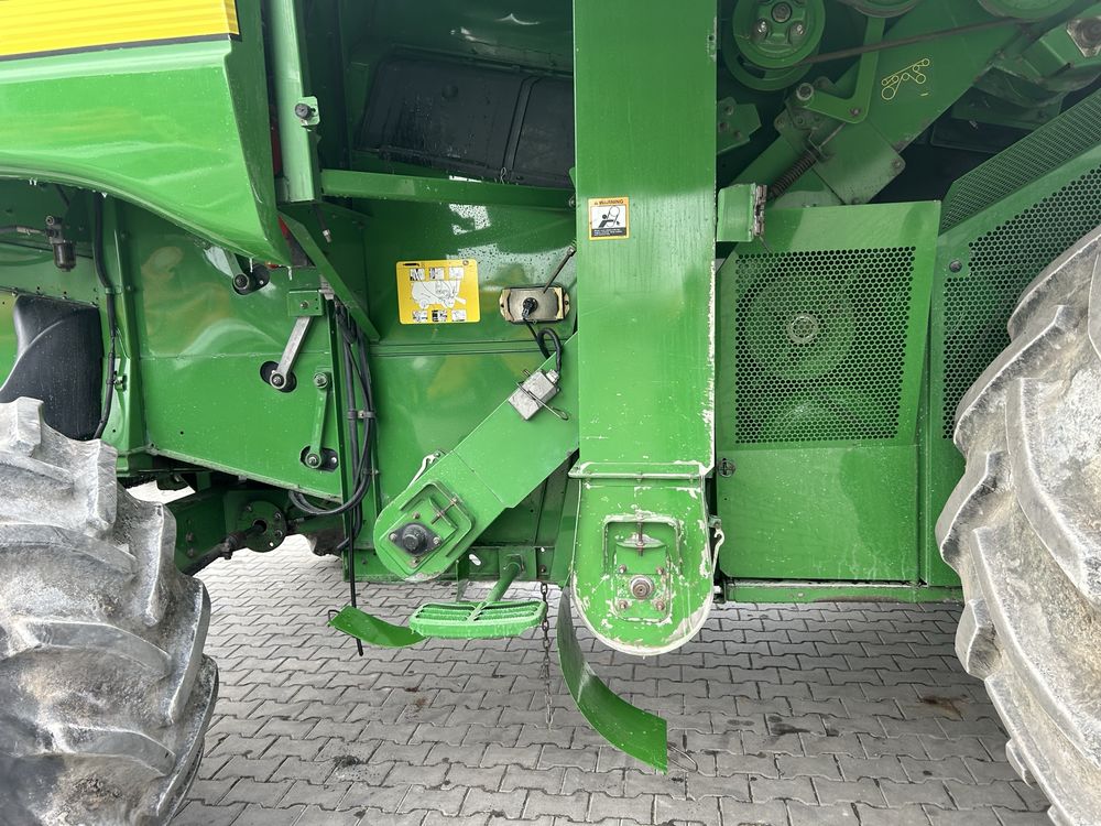 Комбайн John Deere 9760STS 2005 8.1