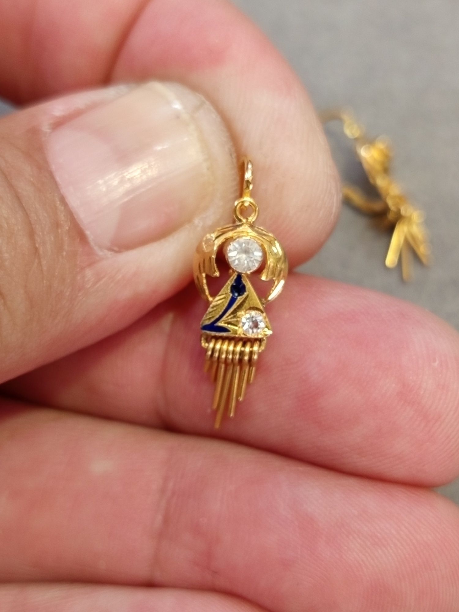 Brincos muito Antigos em Ouro de 19,2 kt