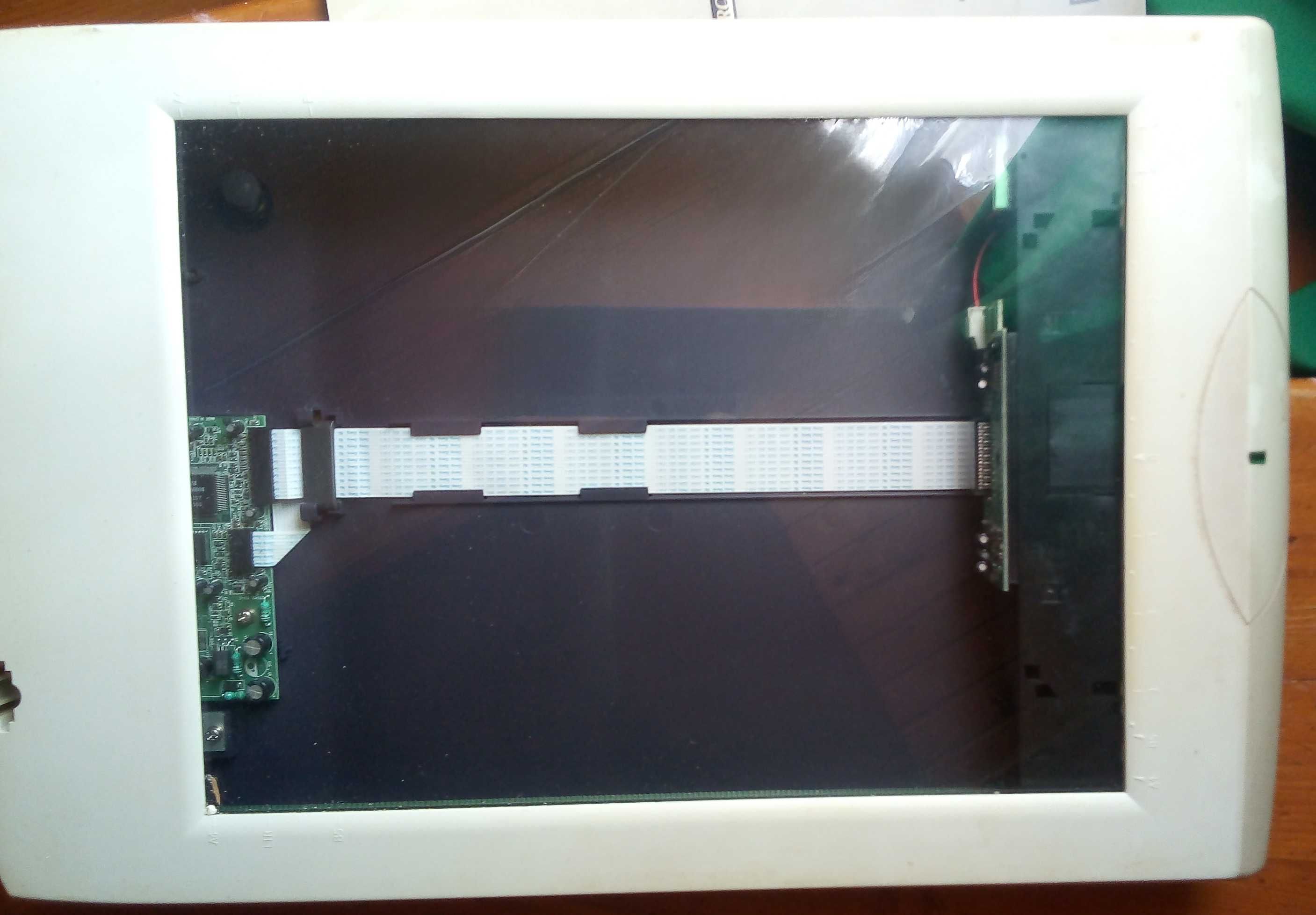 Сканер Microtek Scanmaker 3830