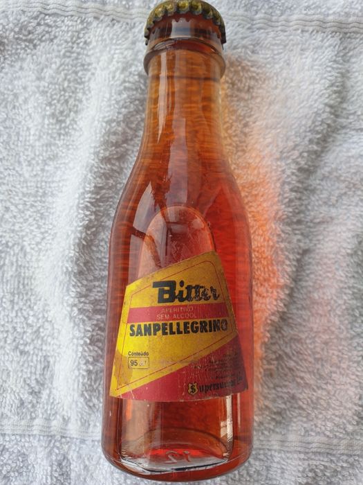 Garrafa antiga da Supersumos