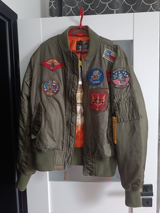 Sprzedam oryginalna kurtkę TOP GUN rozm. M