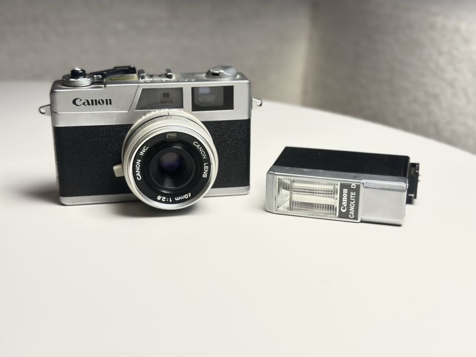 Canon Canonet 28 40mm 2.8 lampa Canolite D aparat analogowy tradycyjny