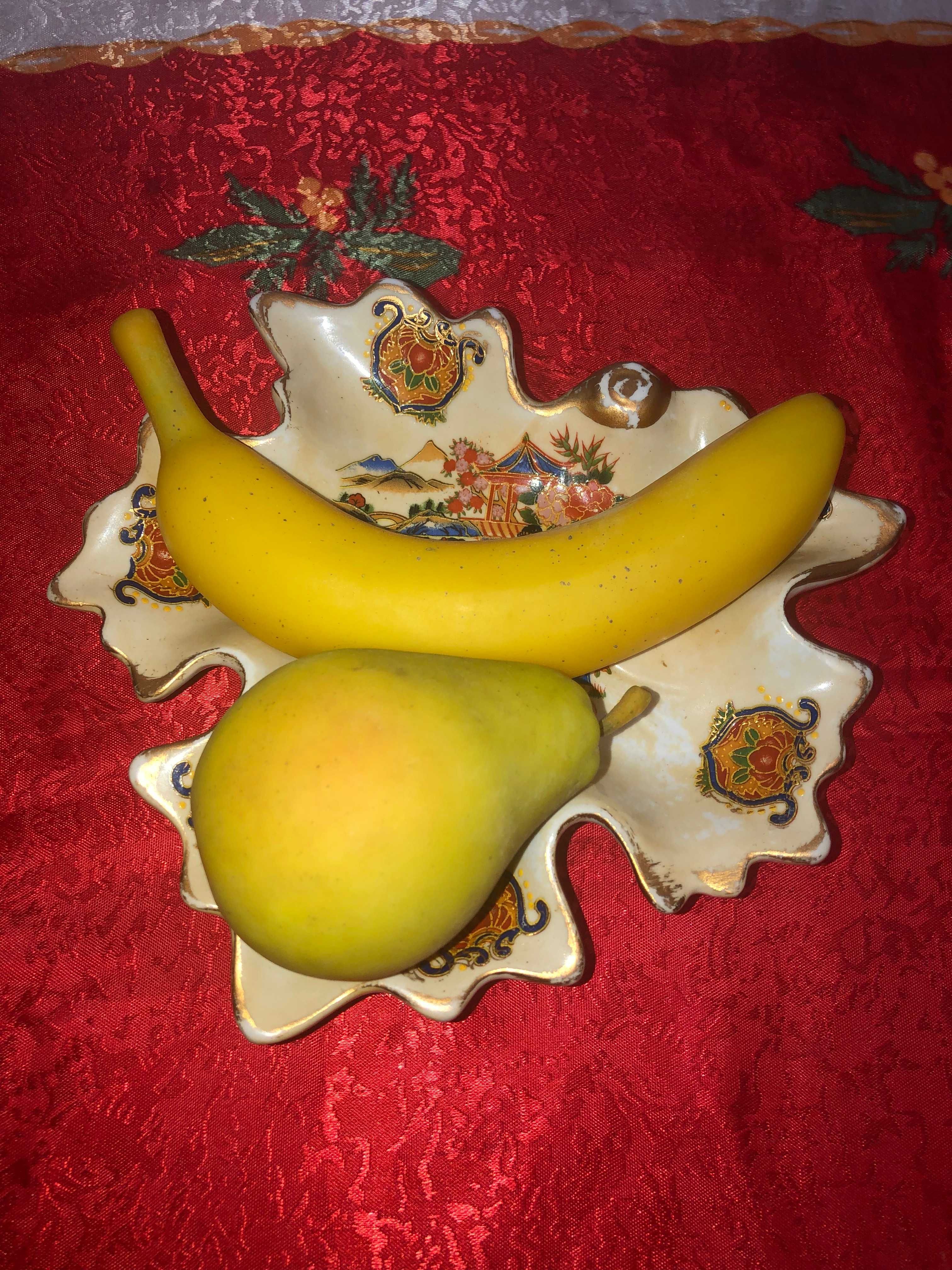 Фруктовниця порцеляна. Японія.