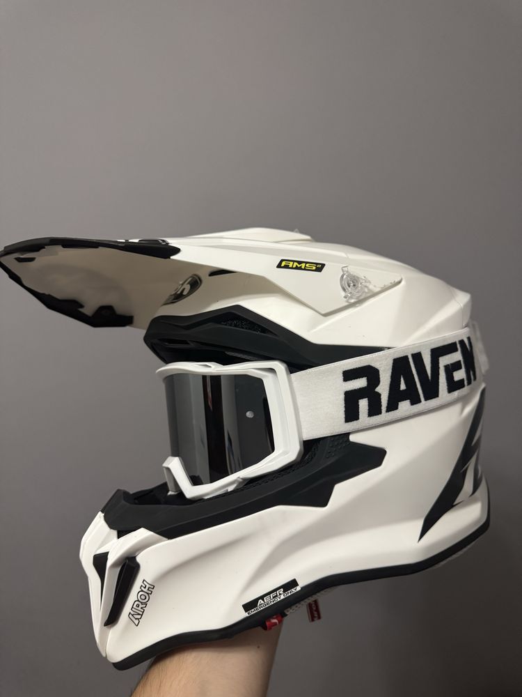 Kask Airoh STRYCKER White Gloss rozm.S