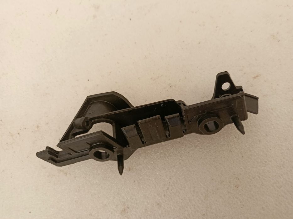 Audi A4 B8 8K 8K0 ślizg zderzaka lewy przód przedni mocowanie nowy