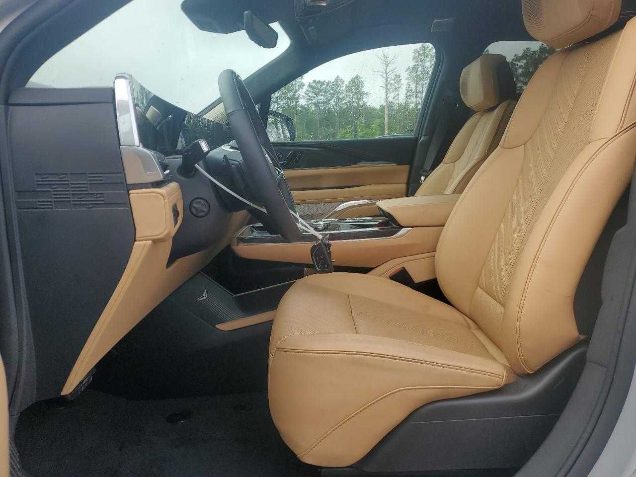 2025 Cadillac Escalade IQ SPORT-2