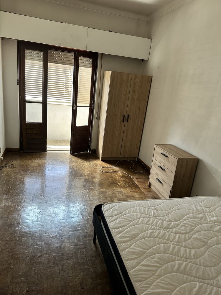 Arrenda-se Quarto no centro de Setúbal