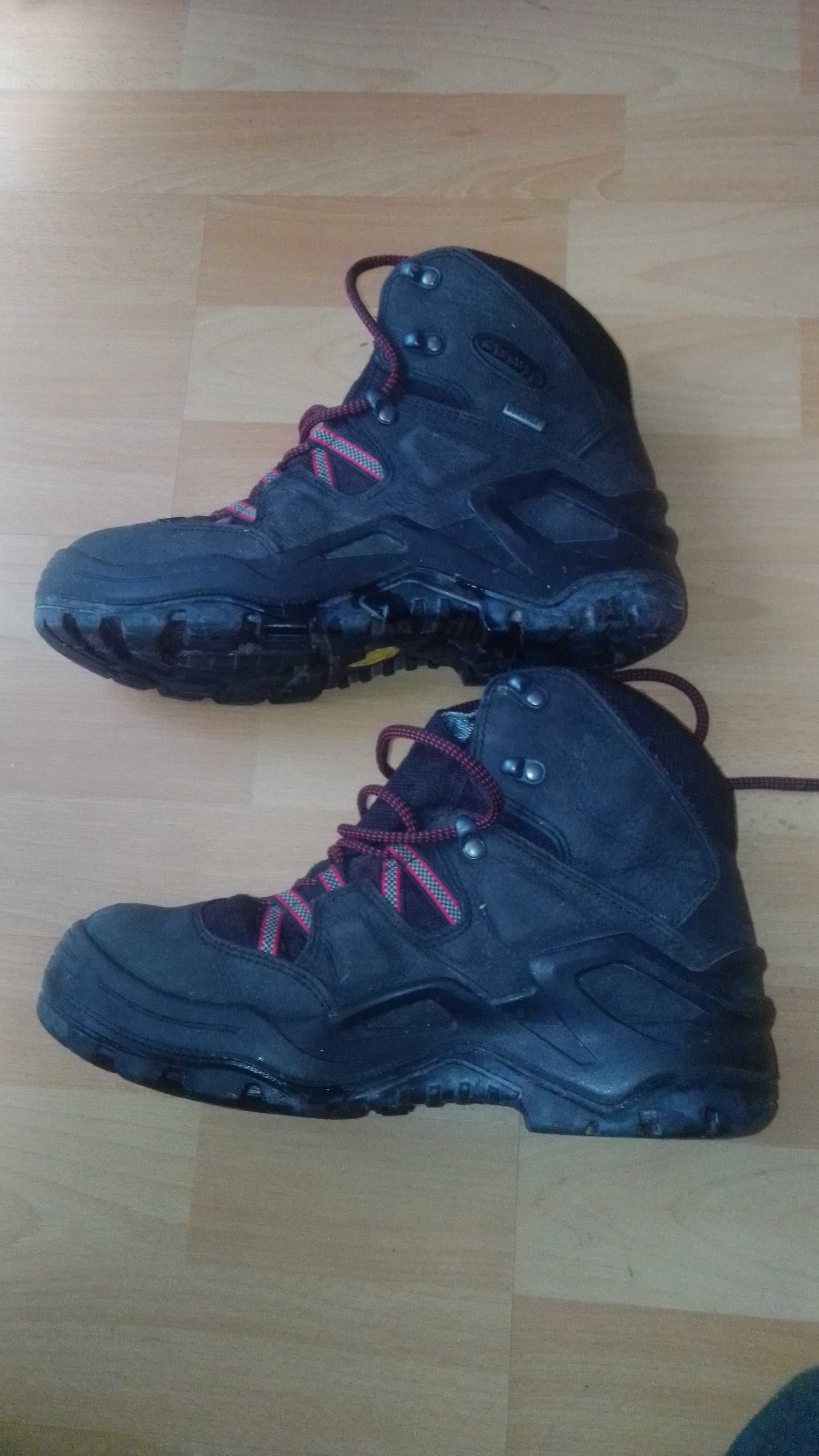 Buty trekkingowe męskie LOWA Valdez GTX r. 40, gore-tex, vibram, bdb