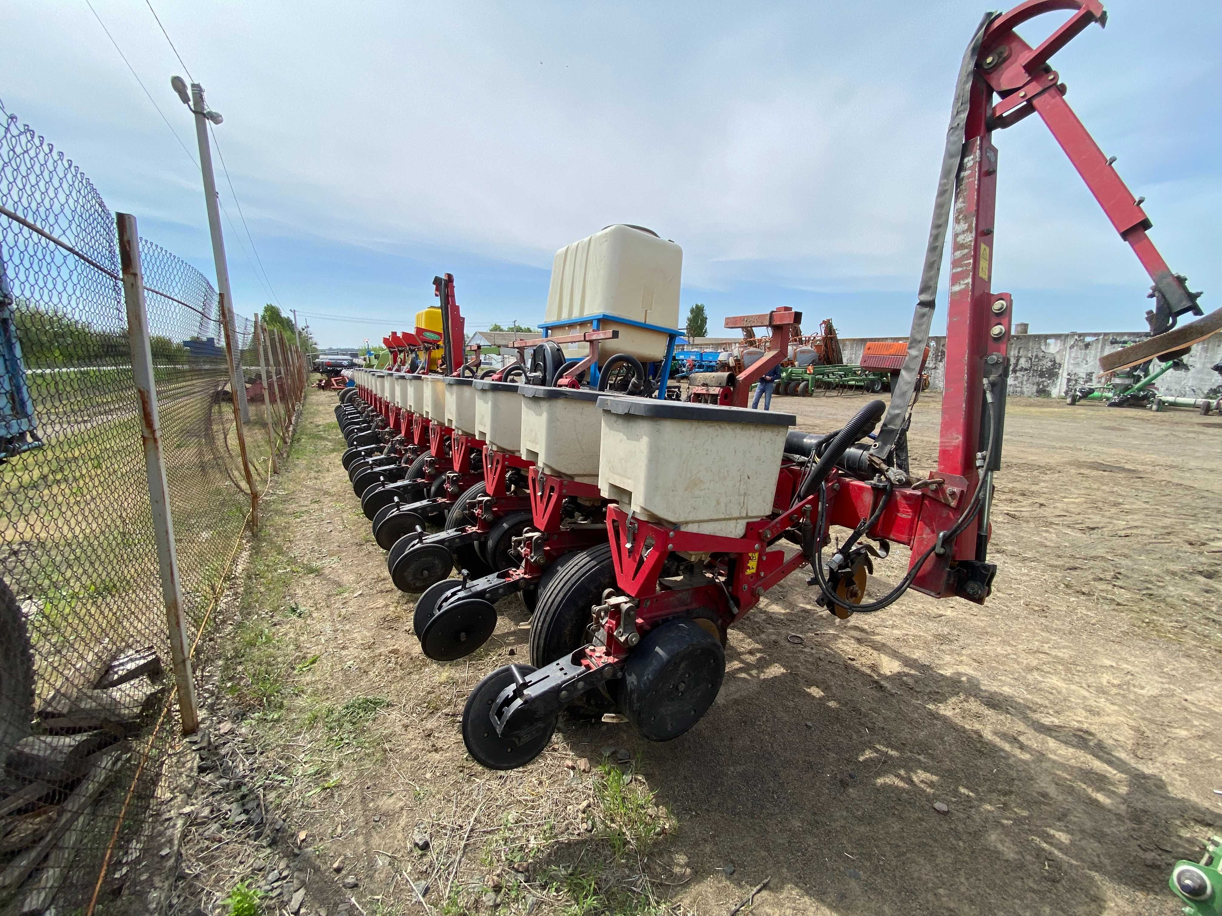 Сівалка просапна Challenger-8108, МЦ10007464 + ЖКУ +  Seed Sense 20/20