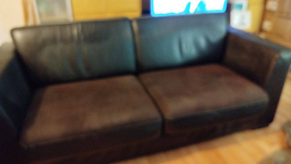 Sofá de 3 lugares castanho usado