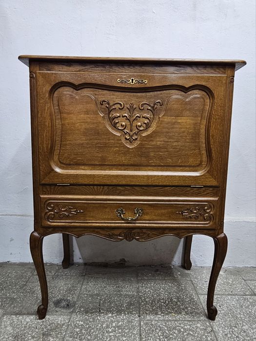 Ludwikowska komoda wysoka barek