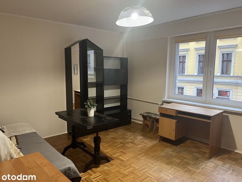 3 pokojowe, Pl. Grunwaldzki, kuchnia osobno