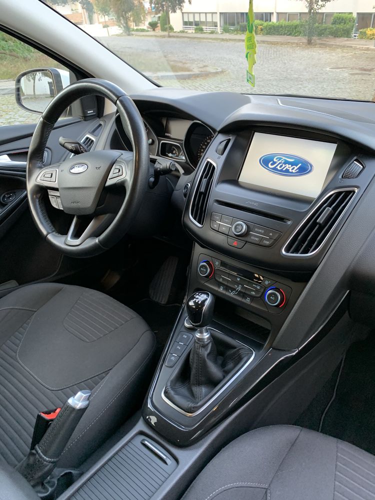 Ford Focus Titanium 1.6 TDCI