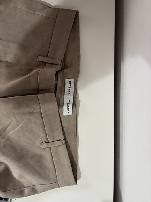 Calça classica bege