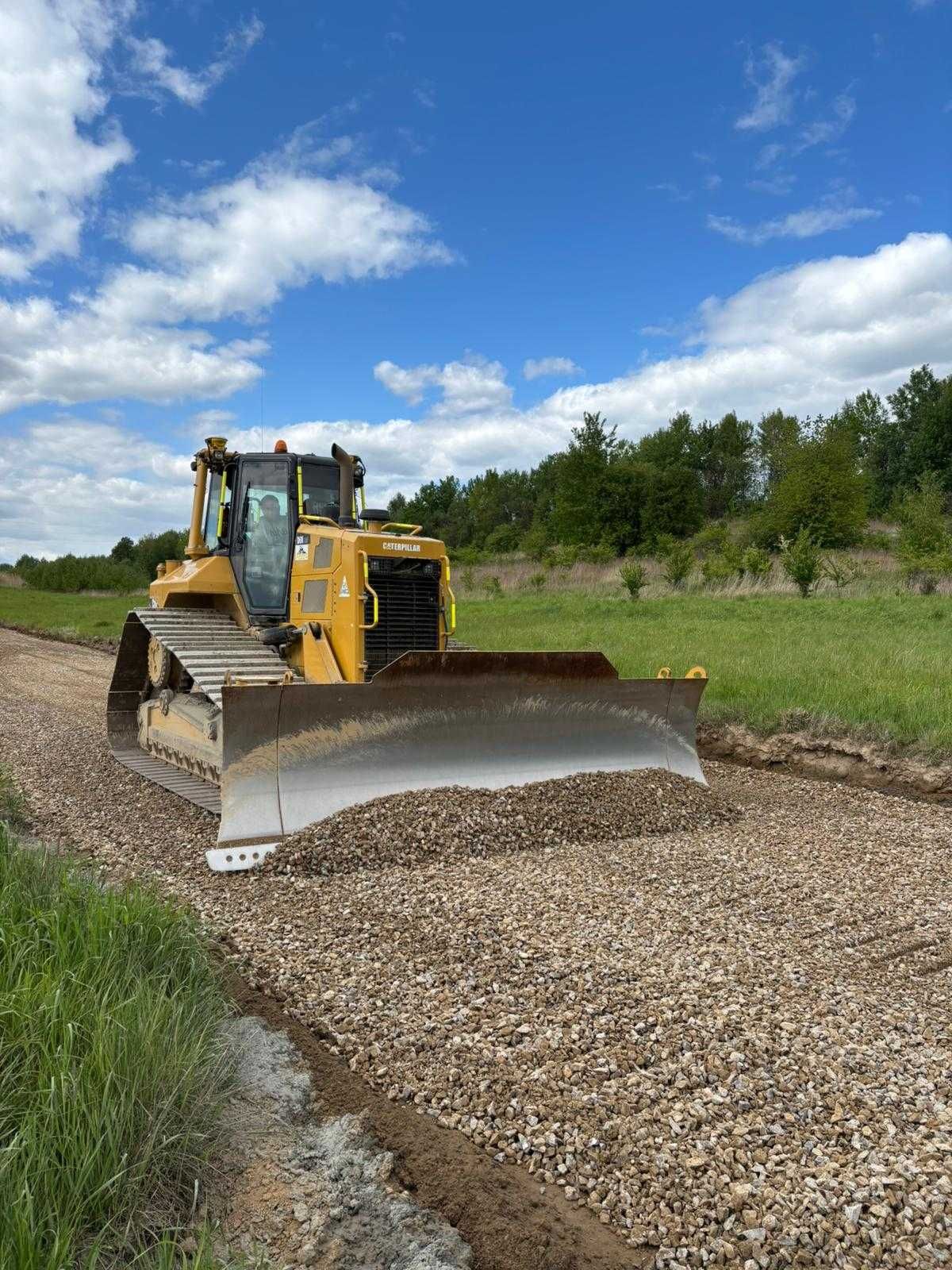 Usługi Spycharką, Koparką Roboty ziemne, Niwelacja terenu, CAT