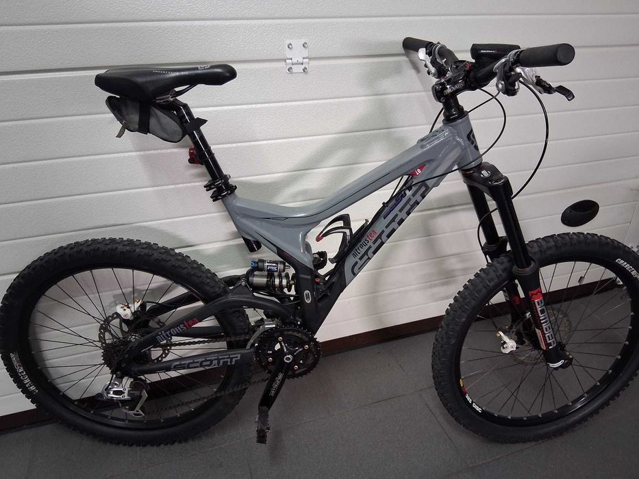 Bicicleta Scott Nitrous 10 -  Como nova