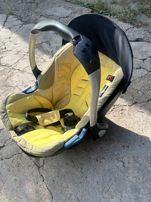 Автокрісло дитяче