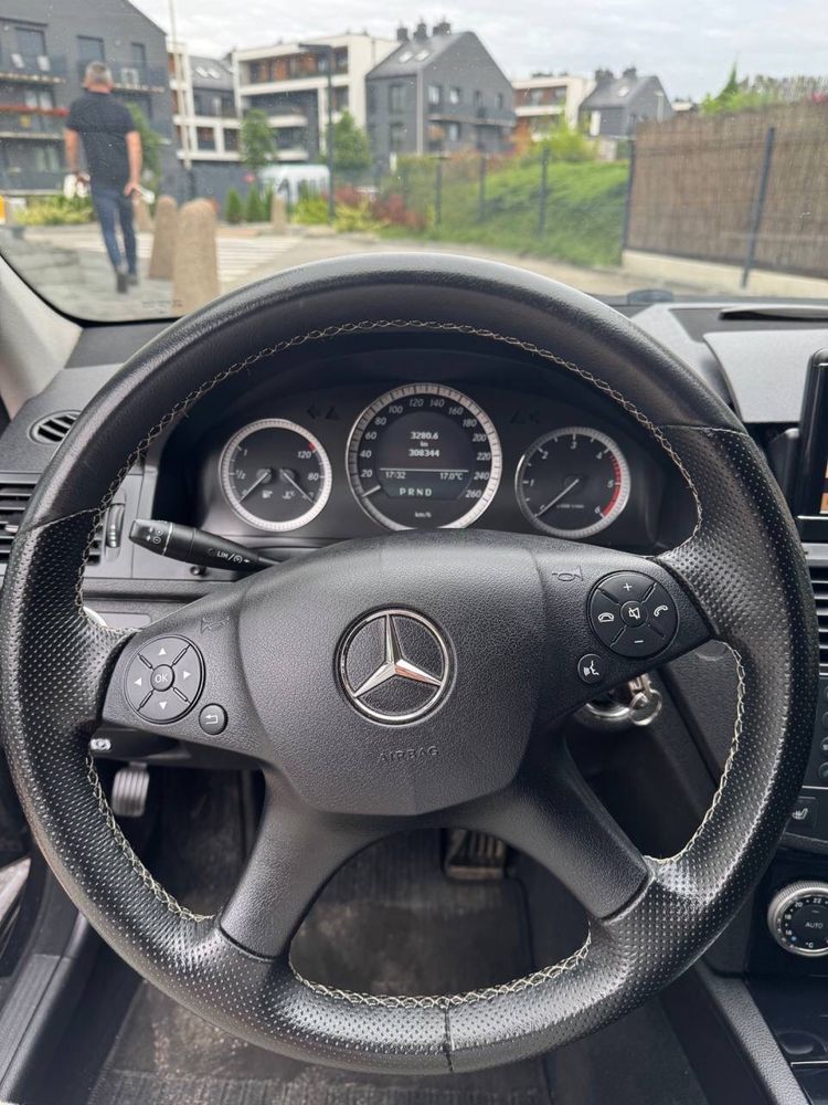 Mercedes C-class 2.2 diesel automat