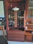 Móvel de sala com vitrine