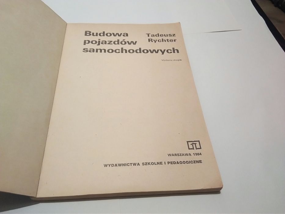 Budowa pojazdów samochodowych.