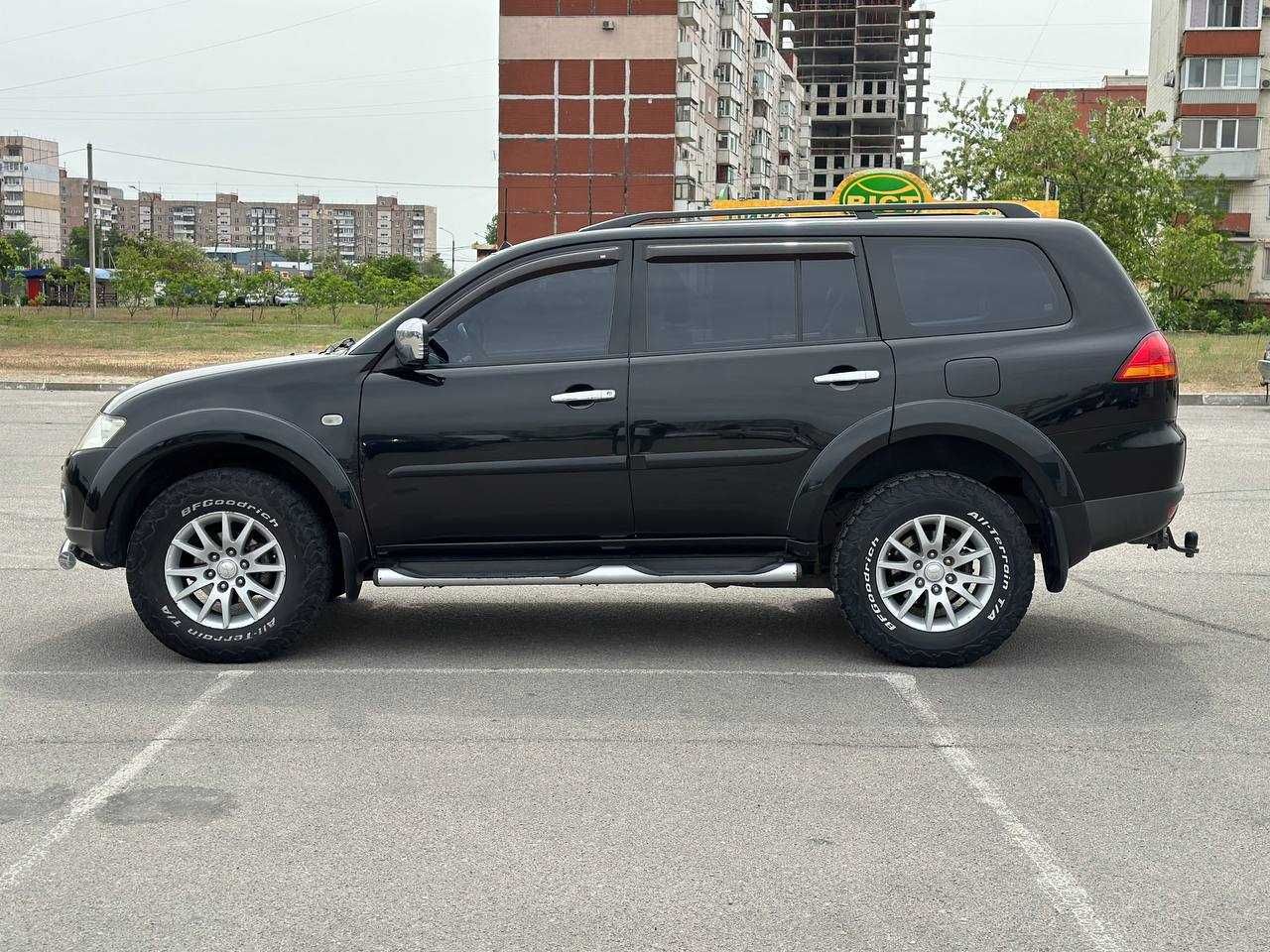 Mitsubishi Pajero 2010 2.5 Дизель Обмін/Розстрочка п внесок 3900$