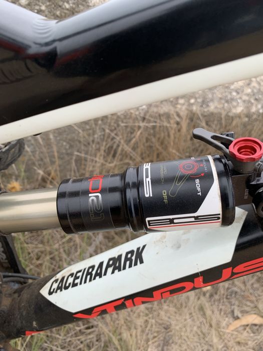 Bicicleta enduro YT wicked pro 27.5