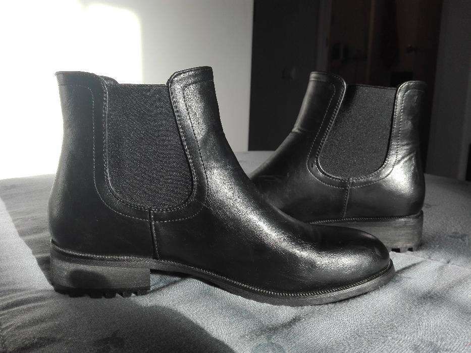 Botins/ botas baixas 39