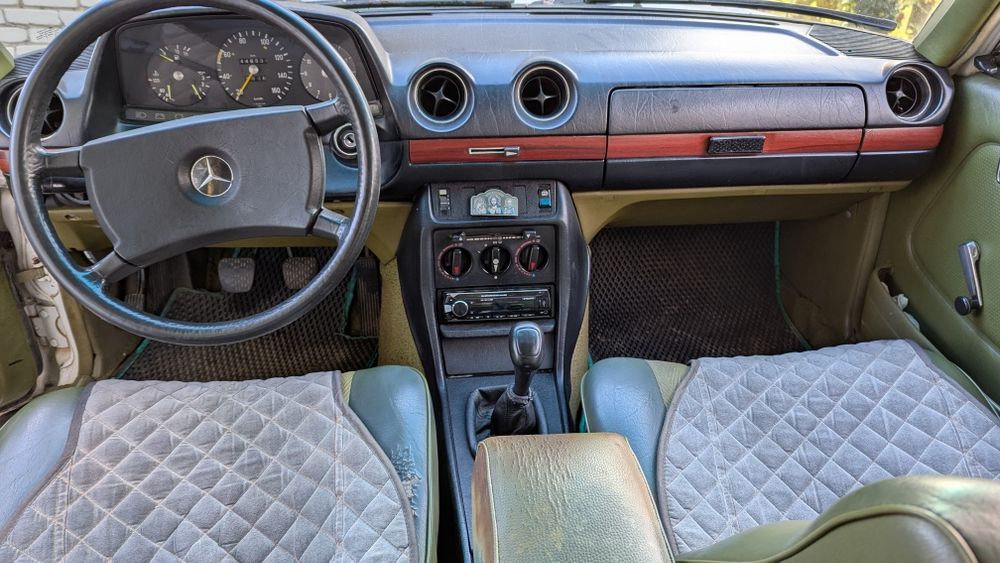 Мерседес Mercedes Benz E class 1982р дизель 2.0