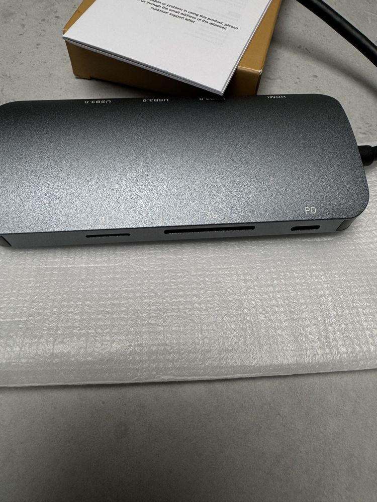 Usb hub 8 in 1, stacja dokujaca do laptopa